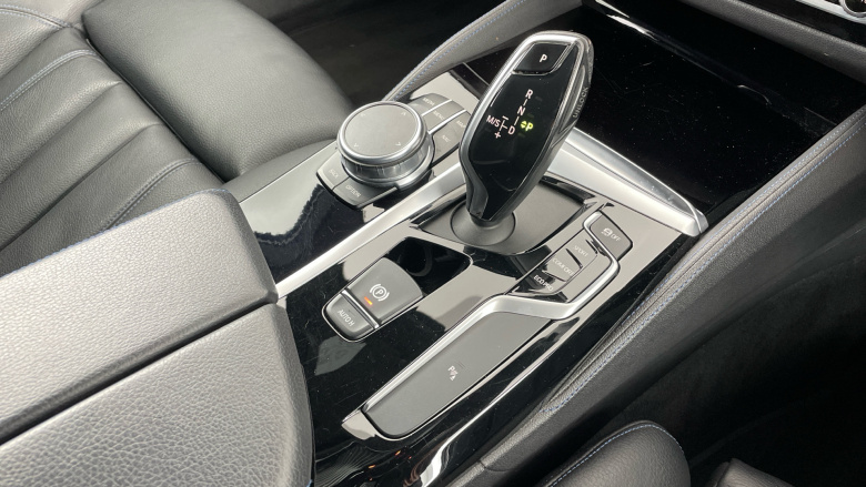 BMW 5 Series 520d xDrive M Sport 5dr Auto Diesel Estate